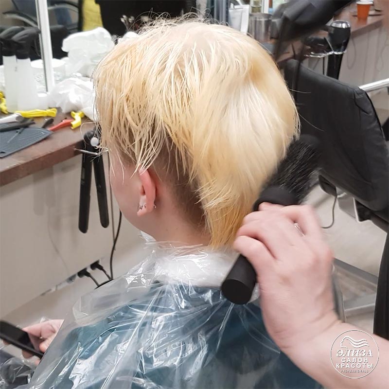 Осветленные волосы после блондора