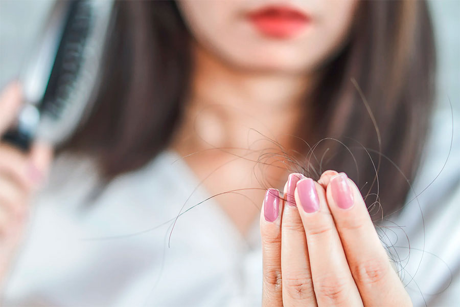 Выпадают волосы — причины и привычки