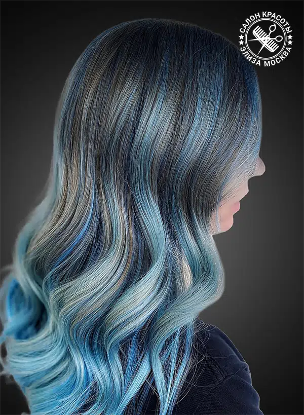 Синий балаяж волос